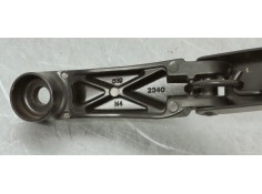 Recambio de brazo limpia delantero izquierdo para toyota auris 1.6 i 132 referencia OEM IAM   