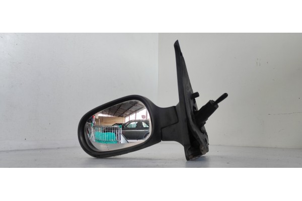 Recambio de retrovisor izquierdo para renault clio ii fase ii (b/cb0) chiemsee referencia OEM IAM   