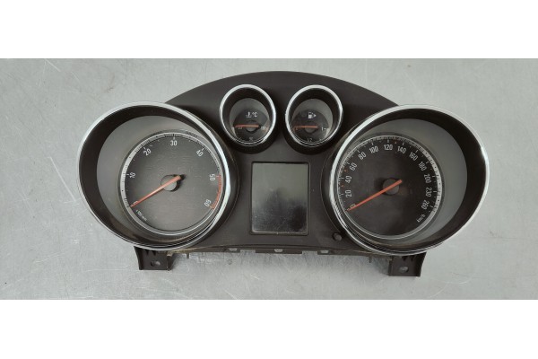 Recambio de cuadro instrumentos para opel insignia berlina 2.0cdti 130 fap referencia OEM IAM 20970768  