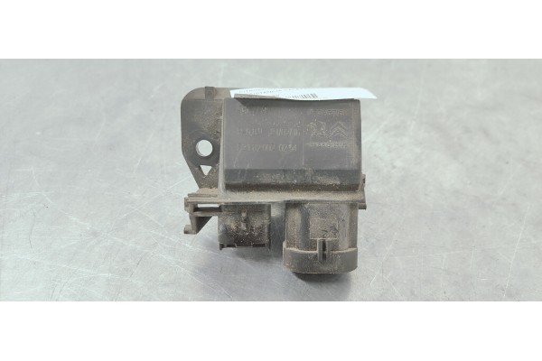 Recambio de resistencia calefaccion para citroen c4 picasso 1.6 hdi 120 fap referencia OEM IAM 9673999980  