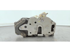 Recambio de cerradura puerta trasera derecha para opel insignia berlina 2.0cdti 130 fap referencia OEM IAM 3023880  