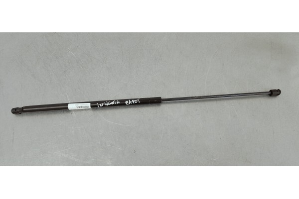 Recambio de amortiguadores capo para opel insignia berlina 2.0cdti 130 fap referencia OEM IAM   