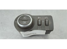 Recambio de mando luces para opel insignia berlina 2.0cdti 130 fap referencia OEM IAM 13268702  