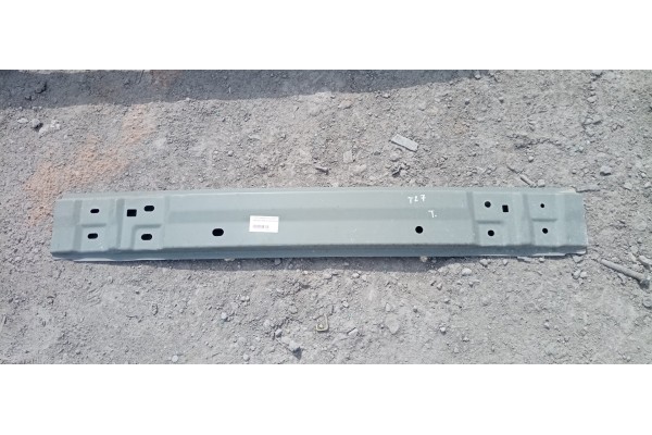 Recambio de refuerzo paragolpes trasero para toyota avensis (t27) 2.2d-cat 150 fap referencia OEM IAM   