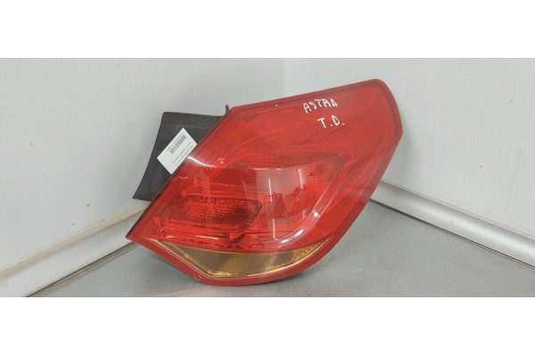 Recambio de piloto trasero derecho para opel astra j lim. 1.6 i 115 referencia OEM IAM   