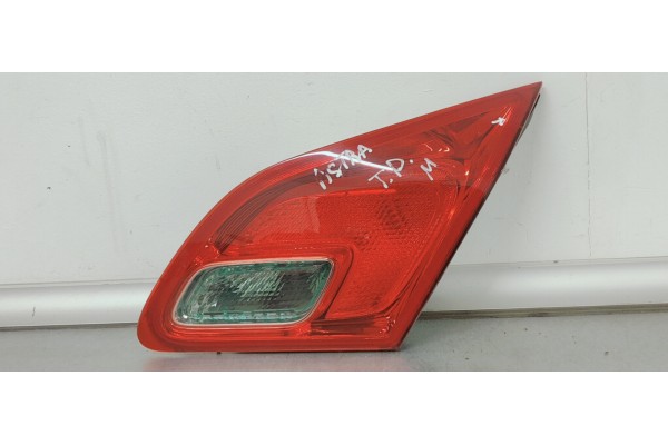 Recambio de piloto trasero derecho interior para opel astra j lim. 1.6 i 115 referencia OEM IAM   