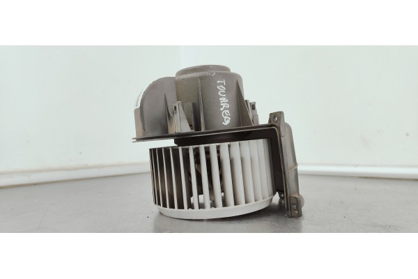 Recambio de ventilador calefaccion para volkswagen touareg (7la) 5.0 tdi 310 4x4 referencia OEM IAM 7L0820021L  