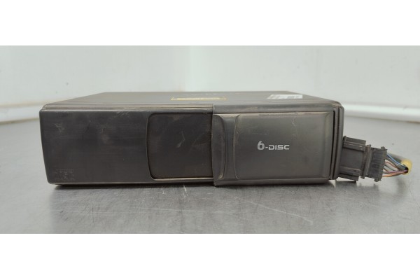 Recambio de sistema audio / radio cd para volkswagen touareg (7la) 5.0 tdi 310 4x4 referencia OEM IAM 1J6035111  