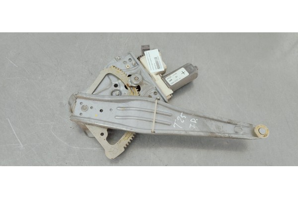 Recambio de elevalunas trasero derecho para toyota avensis wagon (t25) 2.2 d4d 180 referencia OEM IAM 6983005100  