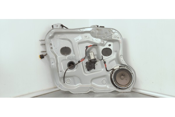 Recambio de elevalunas delantero izquierdo para hyundai santa fe (bm) 2.2 crdi 155 4x4 referencia OEM IAM 824702B030J9S4  