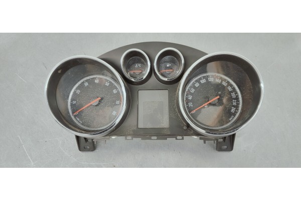 Recambio de cuadro instrumentos para opel astra j lim. 1.6 i 115 referencia OEM IAM 13328265  