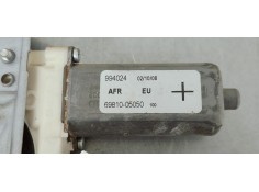 Recambio de elevalunas delantero derecho para toyota avensis wagon (t25) 2.2 d4d 180 referencia OEM IAM 6981005050  
