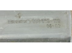 Recambio de elevalunas delantero derecho para toyota avensis wagon (t25) 2.2 d4d 180 referencia OEM IAM 6981005050  