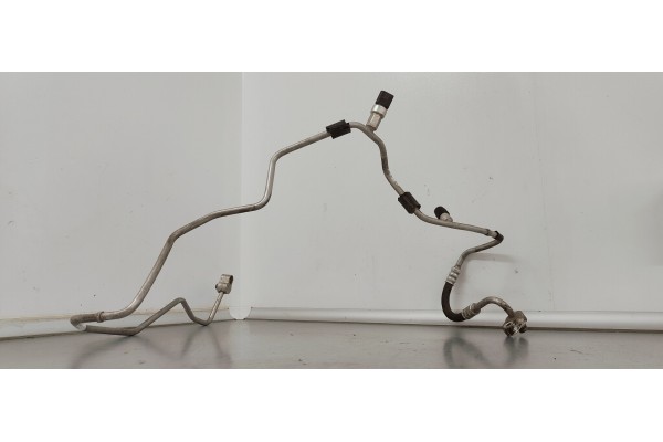 Recambio de tubos aire acondicionado para skoda rapid 1.6 tdi 105 fap referencia OEM IAM 6R1820741N  