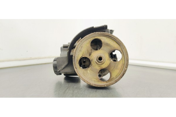 Recambio de bomba direccion para peugeot 206 berlina look referencia OEM IAM 9638364580  