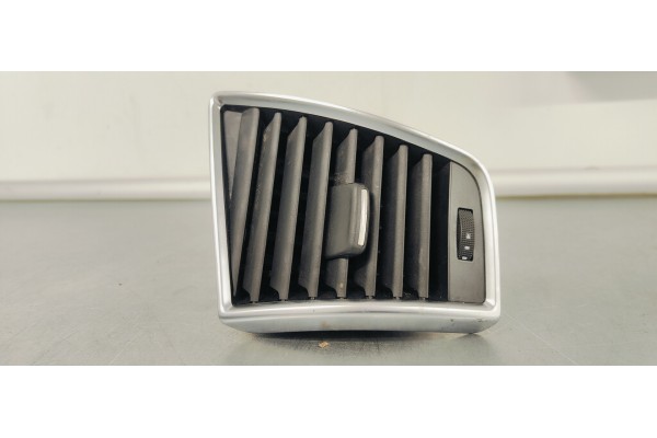 Recambio de rejilla aireadora para audi q5 (8r) 2.0 tdi referencia OEM IAM 8R2820901C  