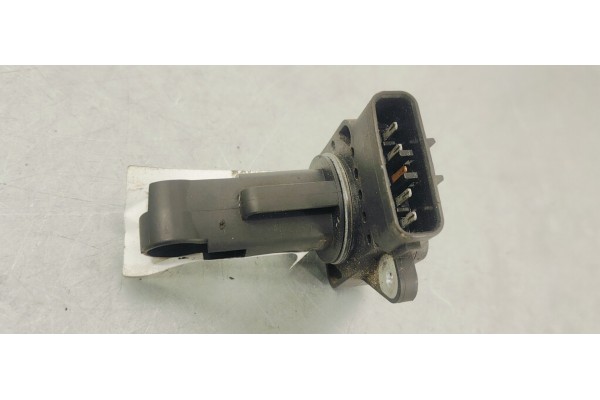 Recambio de caudalimetro para toyota avensis wagon (t25) 2.2 d4d 180 referencia OEM IAM 222040N010  