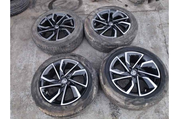 Recambio de juego llantas para mg zs 1.5 106 referencia OEM IAM 11513291  