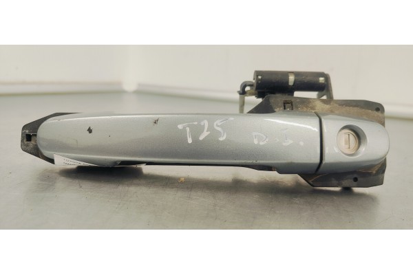 Recambio de maneta exterior delantera izquierda para toyota avensis wagon (t25) 2.2 d4d 180 referencia OEM IAM   