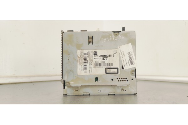 Recambio de sistema audio / radio cd para opel insignia berlina 2.0cdti 130 fap referencia OEM IAM 20983513  
