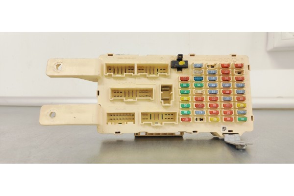 Recambio de caja reles / fusibles para hyundai santa fe (bm) 2.2 crdi 155 4x4 referencia OEM IAM 919502B210  