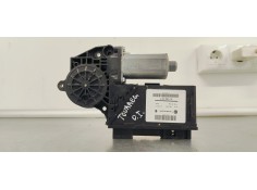 MOTOR ELEVALUNAS DELANTERO IZQUIERDO 3D1959793F 