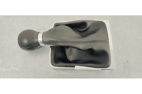Recambio de pomo palanca cambio para volkswagen passat berlina (3c2) 2.0 tdi 140 fap referencia OEM IAM   