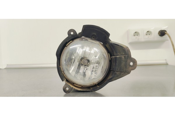 Recambio de faro antiniebla derecho para chevrolet captiva 2.0 d referencia OEM IAM   