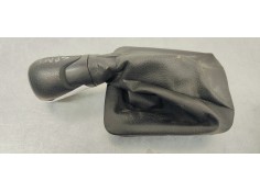 Recambio de pomo palanca cambio para skoda rapid 1.6 tdi 105 fap referencia OEM IAM 5JB711113F  