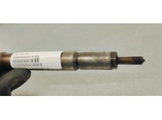 Recambio de inyector para seat leon (1p1) 1.6 tdi 105 fap referencia OEM IAM 03L130277B  