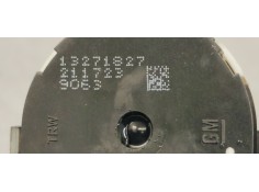 Recambio de mando retrovisor para opel insignia berlina 2.0cdti 130 fap referencia OEM IAM 13271827  