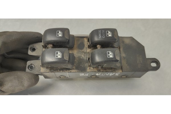 Recambio de mando elevalunas delantero izquierdo para hyundai santa fe (sm) 2.0 crdi cat referencia OEM IAM 9357026100  