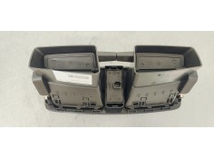 Recambio de rejilla aireadora para renault megane iii coupe 1.5 dci 110 fap referencia OEM IAM   