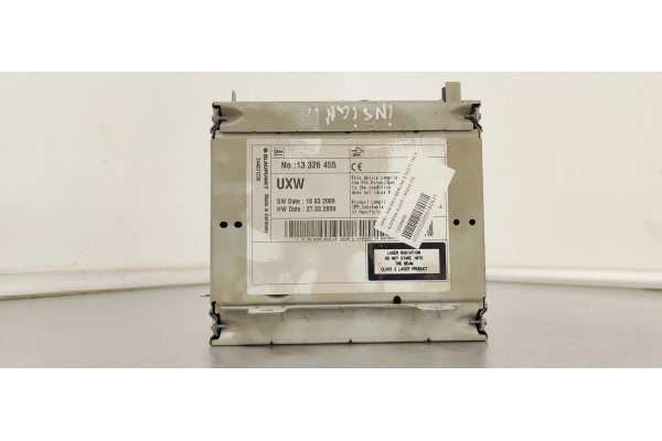 Recambio de sistema audio / radio cd para opel insignia berlina 2.0cdti 130 fap referencia OEM IAM 13326455  