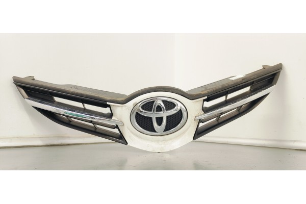 Recambio de rejilla delantera para toyota auris 1.6 i 132 referencia OEM IAM 5311402260  