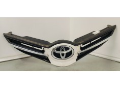 Recambio de rejilla delantera para toyota auris 1.6 i 132 referencia OEM IAM 5311402260  