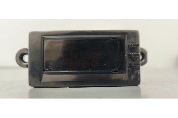 Recambio de pantalla multifuncion para kia sorento 2.5 crdi ex referencia OEM IAM 945003E000  