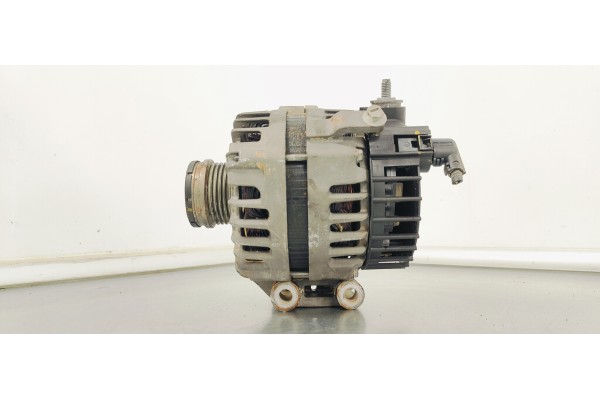 Recambio de alternador para mg zs 1.5 106 referencia OEM IAM 10582349  