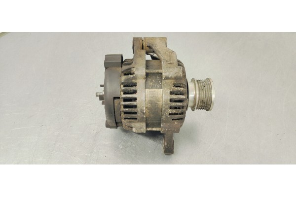 Recambio de alternador para opel insignia berlina 2.0cdti 130 fap referencia OEM IAM   