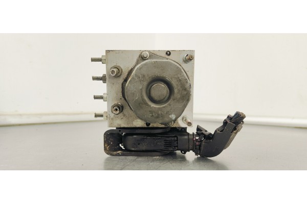 Recambio de abs para toyota auris 1.6 i 132 referencia OEM IAM 4454002380  