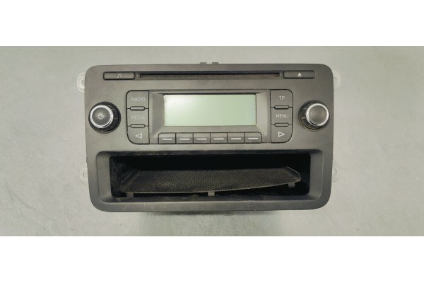 Recambio de sistema audio / radio cd para skoda rapid 1.6 tdi 105 fap referencia OEM IAM 5J0035152C  