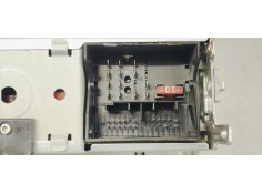 Recambio de sistema audio / radio cd para skoda rapid 1.6 tdi 105 fap referencia OEM IAM 5J0035152C  