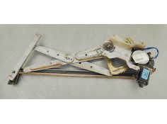 ELEVALUNAS DELANTERO DERECHO 824603E000 