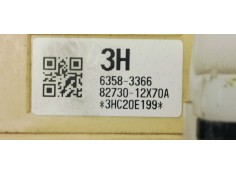 Recambio de caja reles / fusibles para toyota auris 1.6 i 132 referencia OEM IAM 8273012X70A  