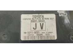 Recambio de caja reles / fusibles para toyota auris 1.6 i 132 referencia OEM IAM 8273012X70A  