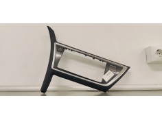 Recambio de consola central para toyota auris 1.6 i 132 referencia OEM IAM 5540502430  