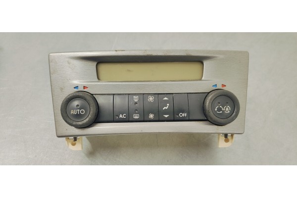 Recambio de mando climatizador para renault laguna ii (bg0) confort expression referencia OEM IAM 8200001901C  