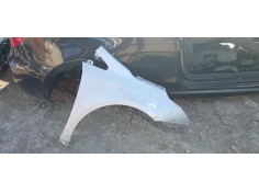 Recambio de aleta delantera derecha para toyota avensis (t27) 2.2d-cat 150 fap referencia OEM IAM   