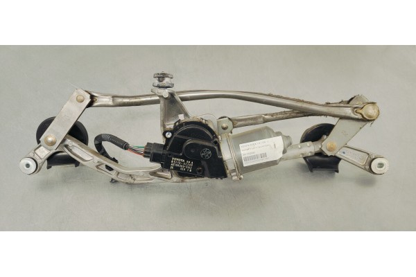 Recambio de motor limpia delantero para toyota auris 1.6 i 132 referencia OEM IAM 8511002340  
