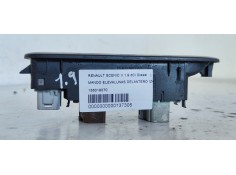 Recambio de mando elevalunas delantero izquierdo para renault scenic ii emotion referencia OEM IAM 156018070  
